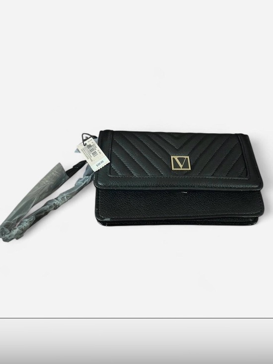 Victoria's Secret Handbags - Victoria's Secret Black Quilted Wristlet